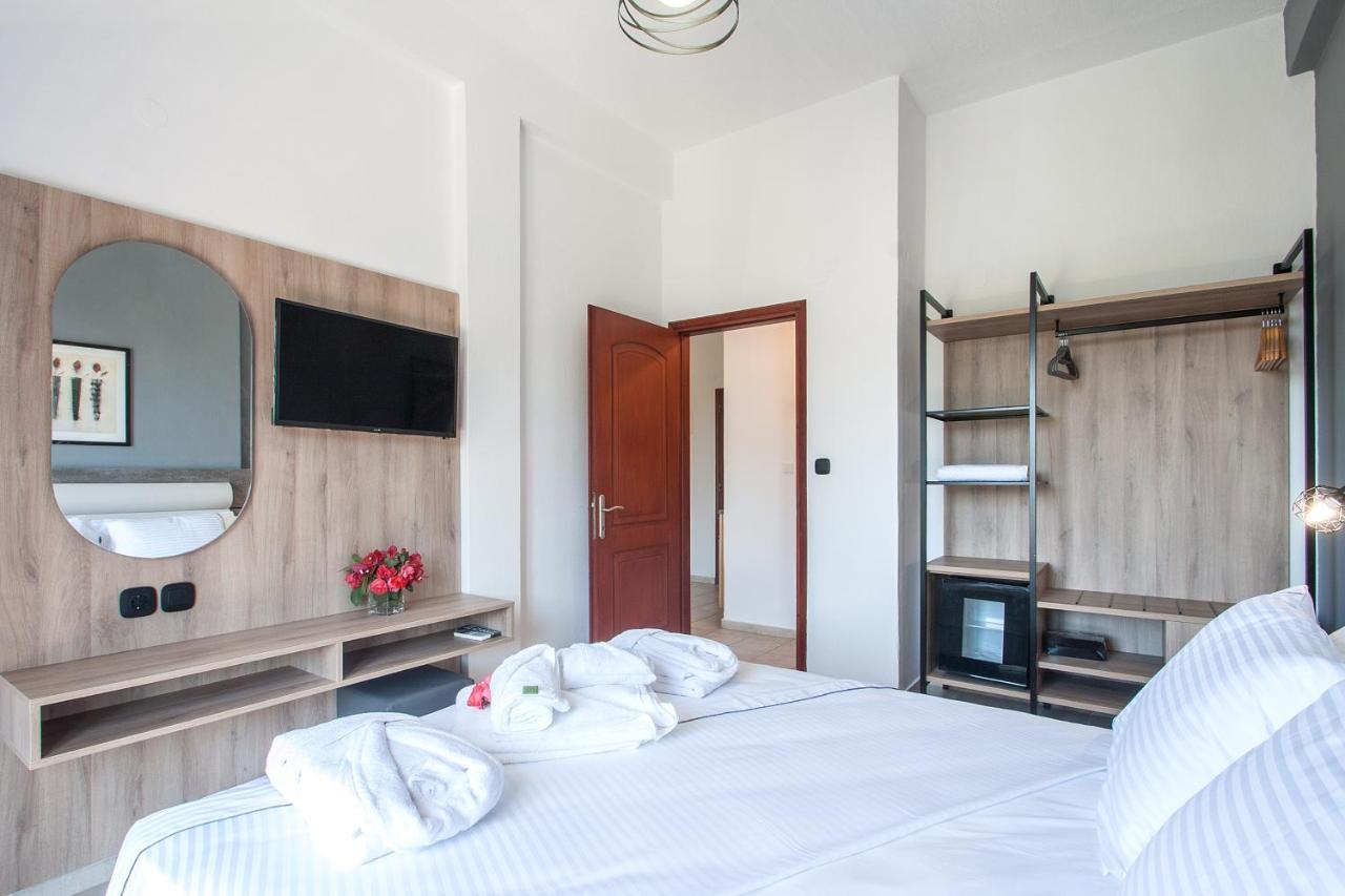 Hermes Hotel Vromolimnos 외부 사진