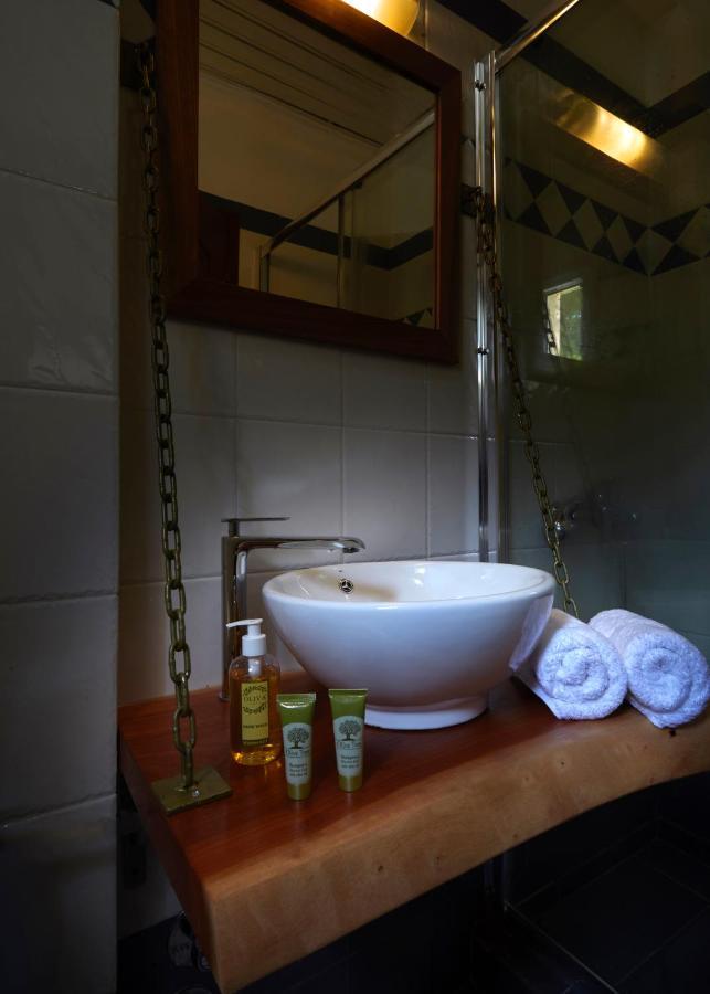 Hermes Hotel Vromolimnos 외부 사진