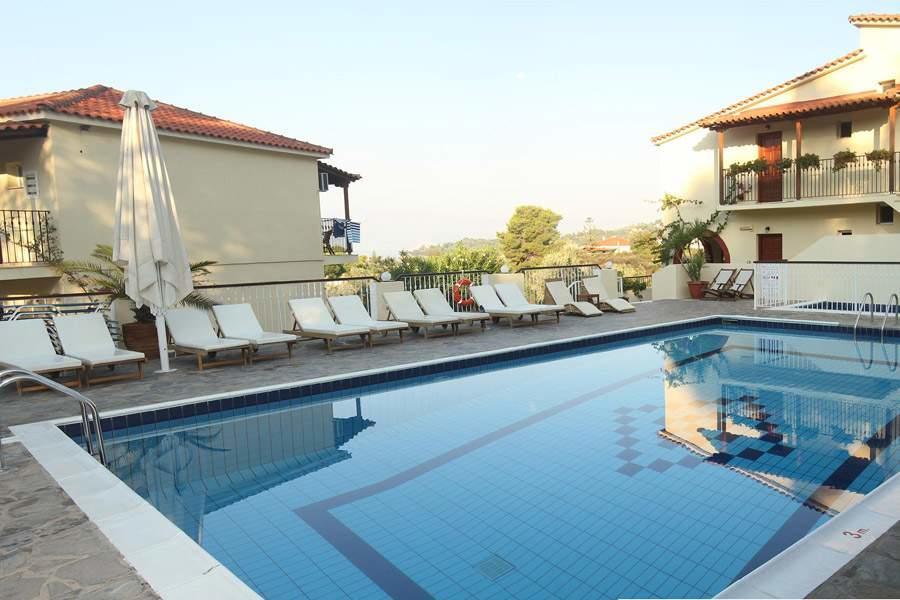 Hermes Hotel Vromolimnos 외부 사진