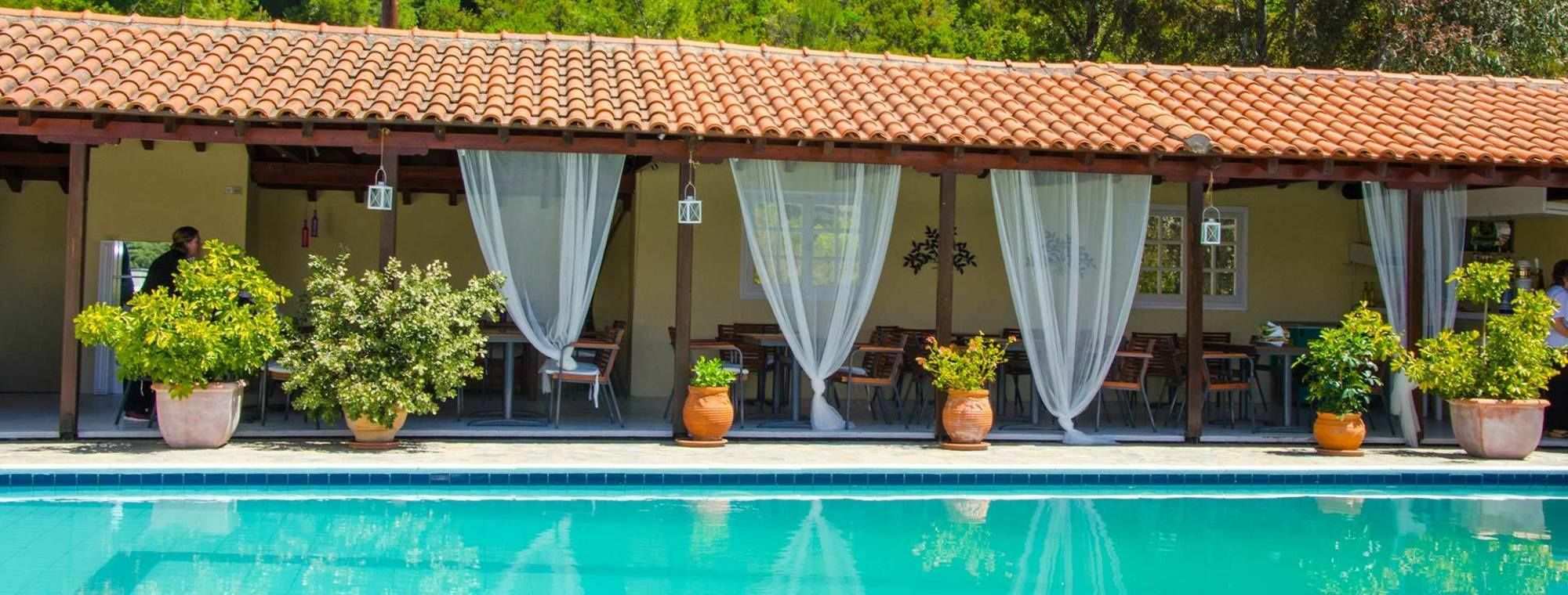 Hermes Hotel Vromolimnos 외부 사진