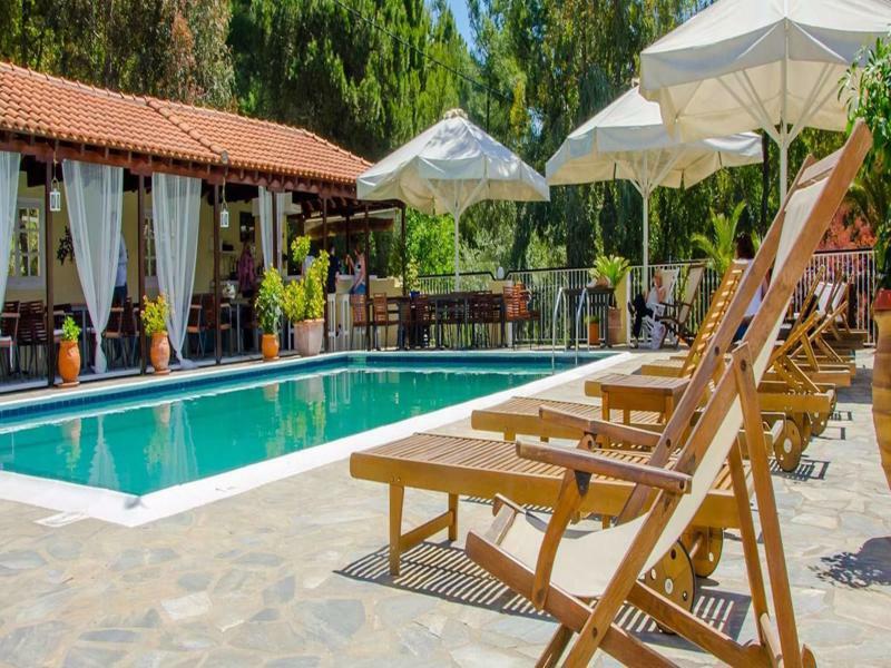 Hermes Hotel Vromolimnos 외부 사진